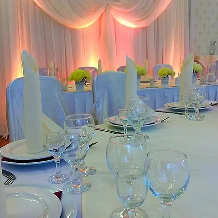 ホテル Complex Druzhba ウージュホロド